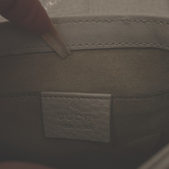 Vintage Gucci purse with gold chain - Picture 2 of 2